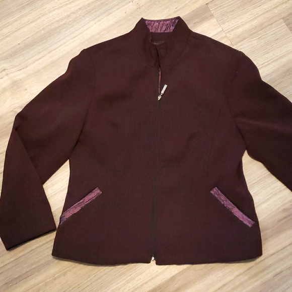 Woman office atire PLUM - Picture 2 of 6